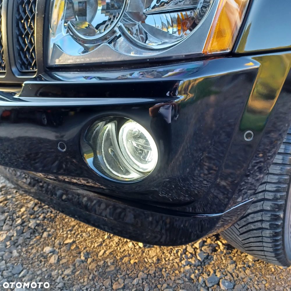 Jeep Grand Cherokee - 15