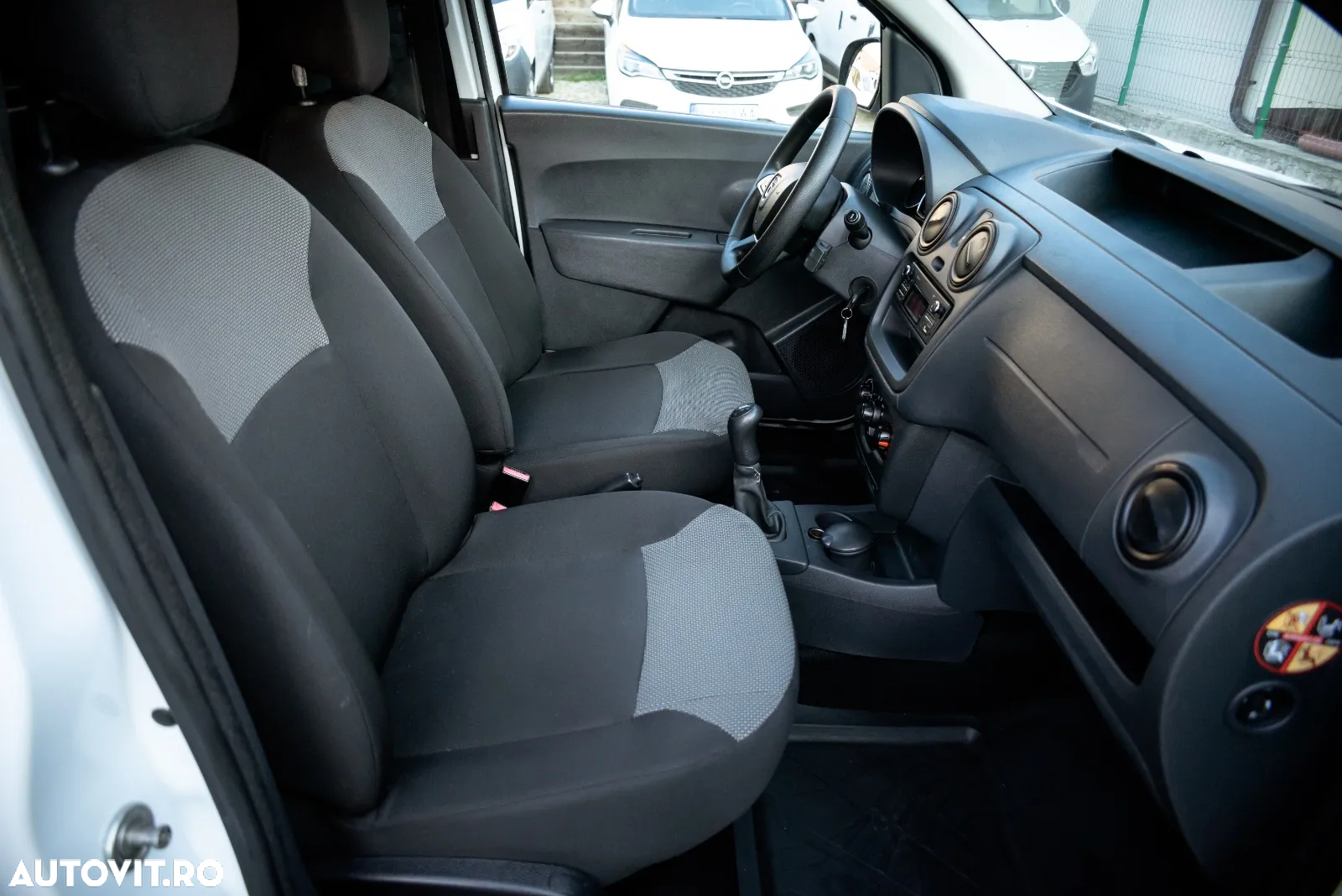 Dacia Dokker 1.6 SCe Laureate - 16