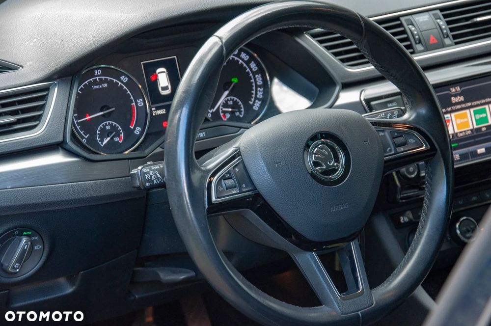Skoda Superb 2.0 TDI DSG Style - 6