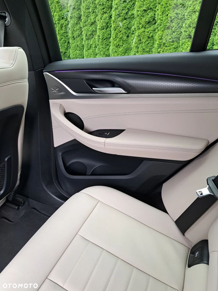 BMW X3 xDrive20d M Sport Edition - 20