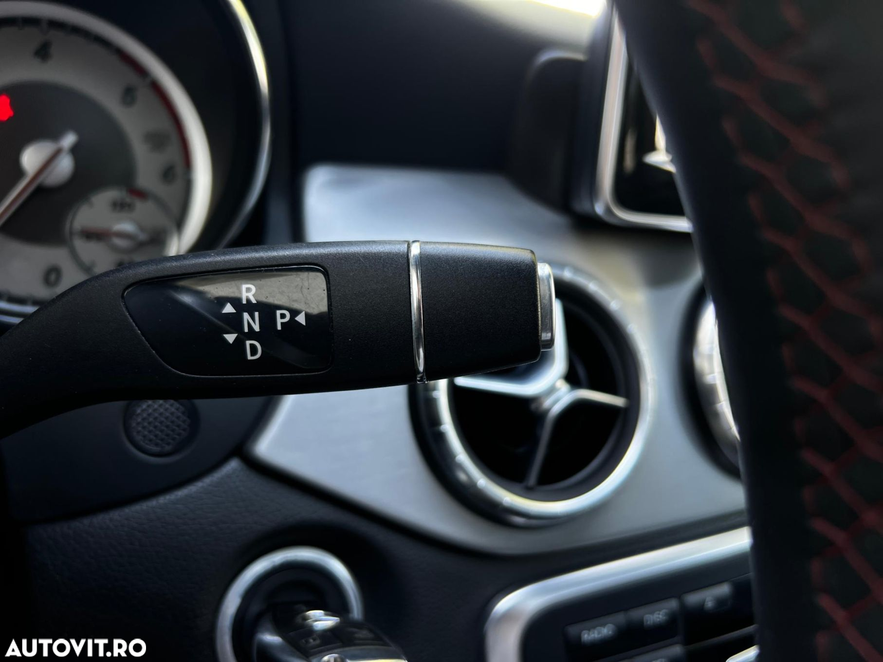 Mercedes-Benz CLA - 17