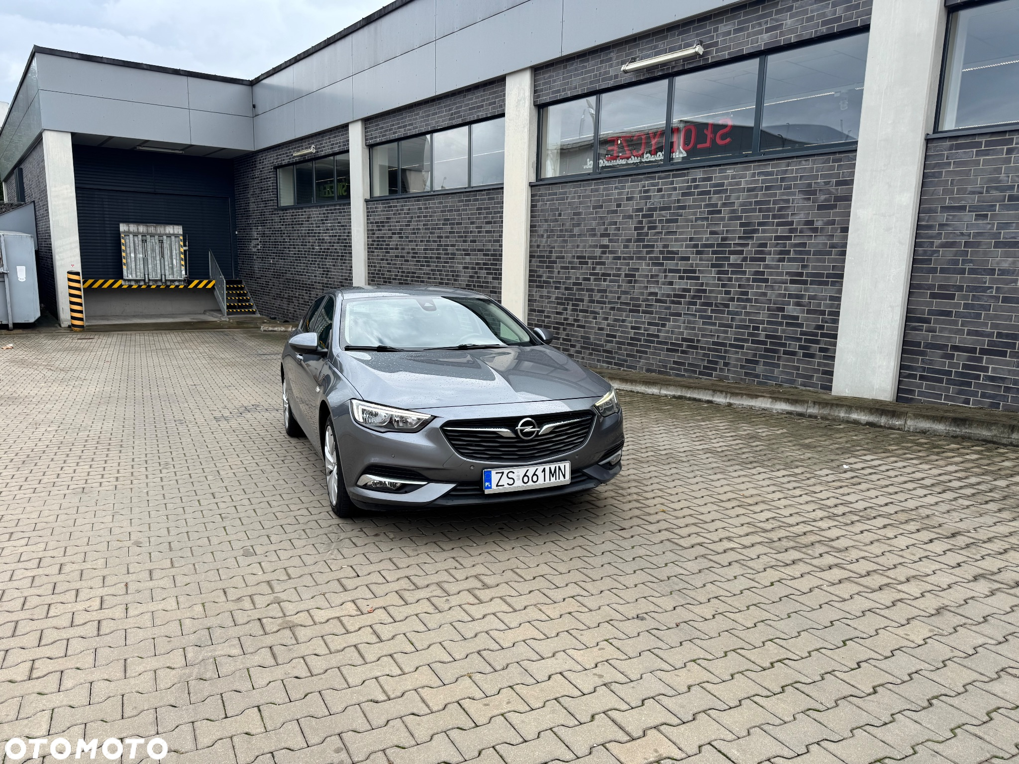 Opel Insignia 1.5 T Exclusive S&S - 13