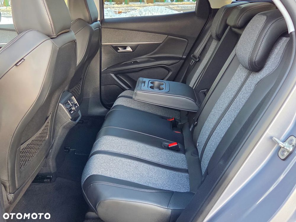 Peugeot 3008 BlueHDi 120 Stop & Start EAT6 Allure - 4