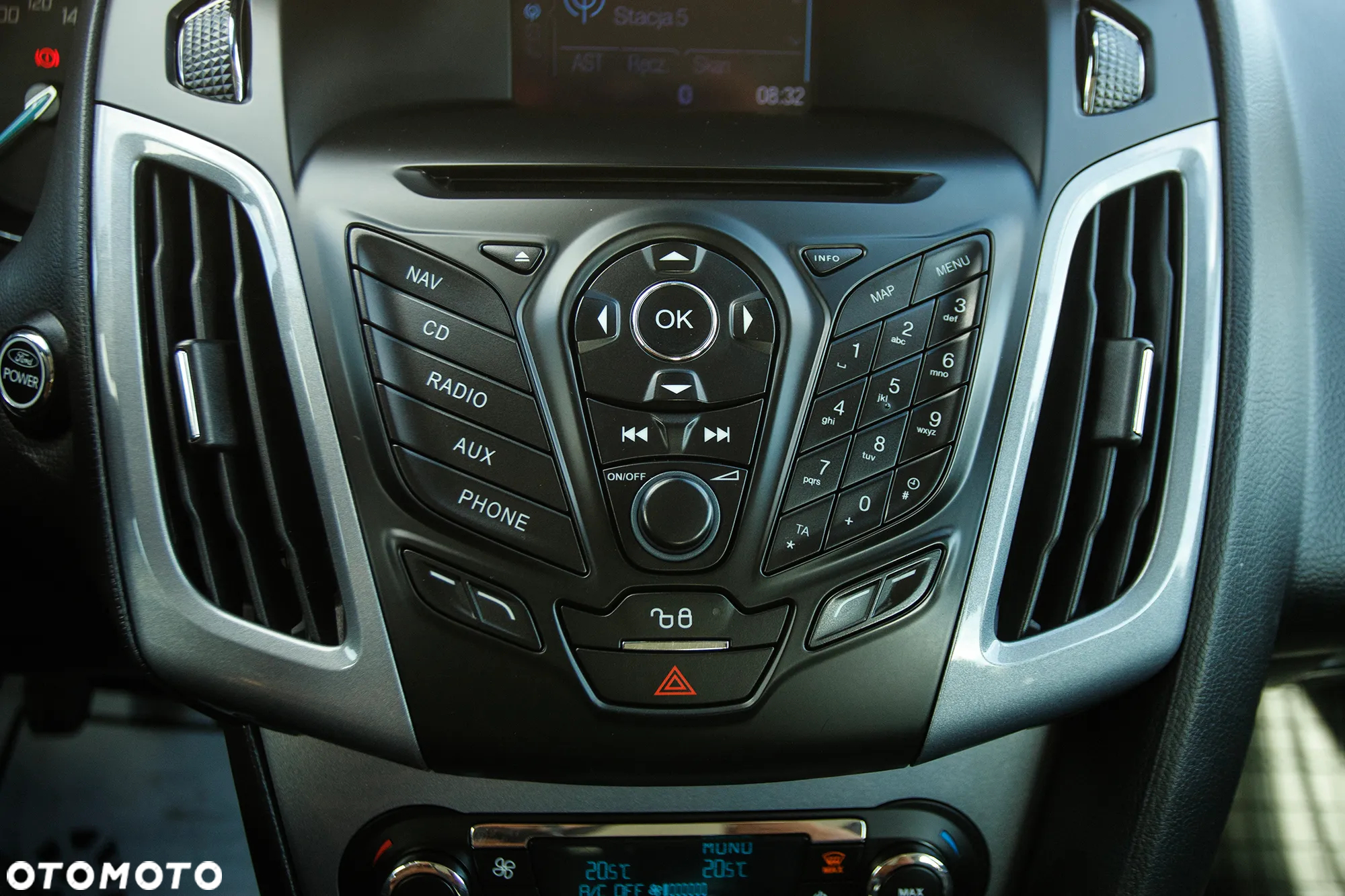 Ford Focus - 22