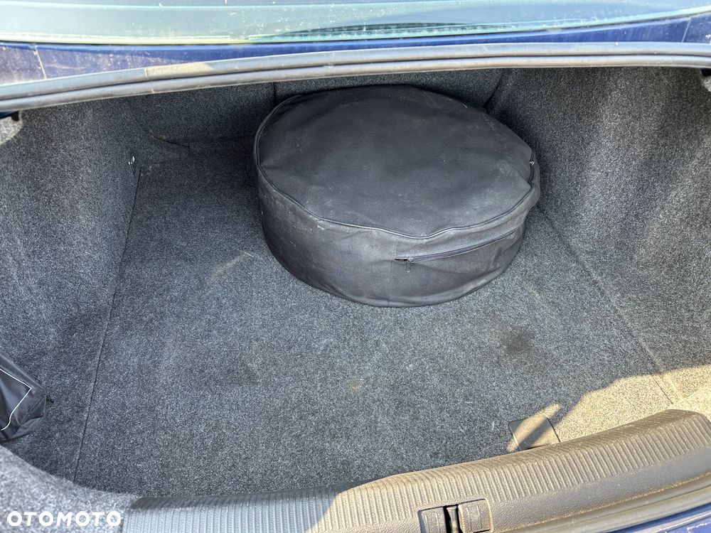 Volkswagen Jetta - 23