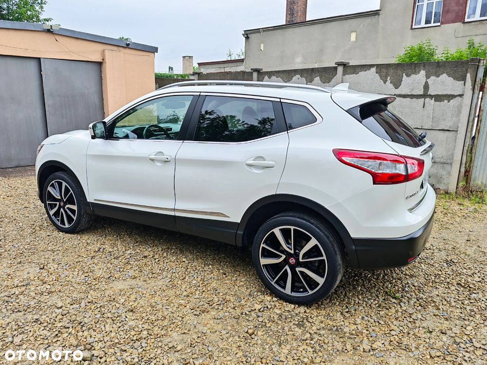 Nissan Qashqai 1.6 DIG-T Tekna - 4