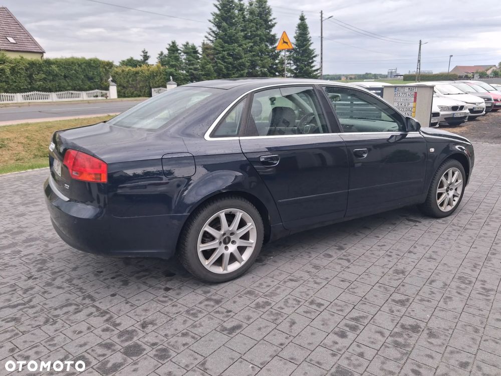 Audi A4 Limousine - 22
