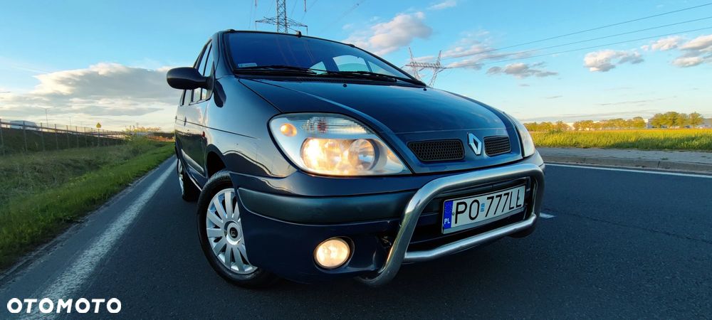 Renault Scenic 2.0 16V Privilege - 1
