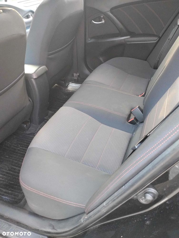 Toyota Avensis 2.0 D-4D Premium - 10