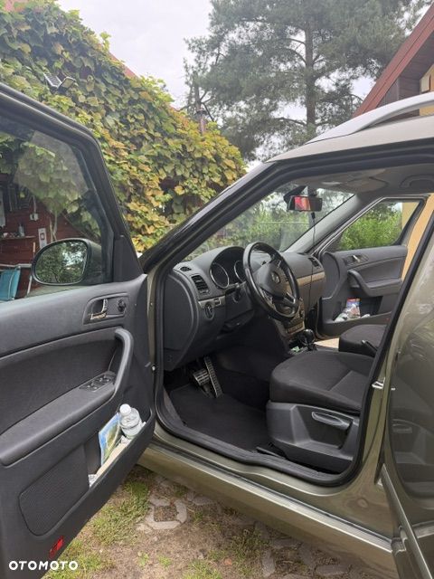 Skoda Yeti 2.0 TDI SCR 4x4 Ambition DSG - 8