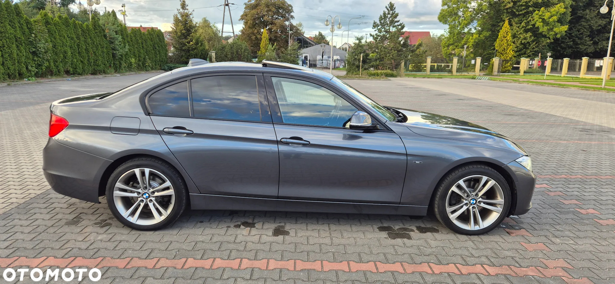 BMW Seria 3 - 10