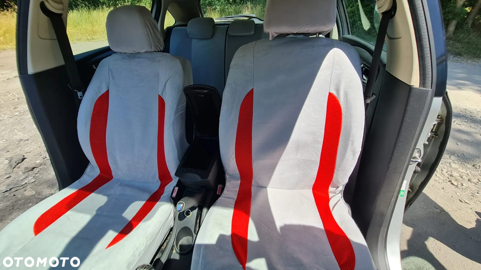 Citroën C4 1.6 HDi FAP Exclusive - 4