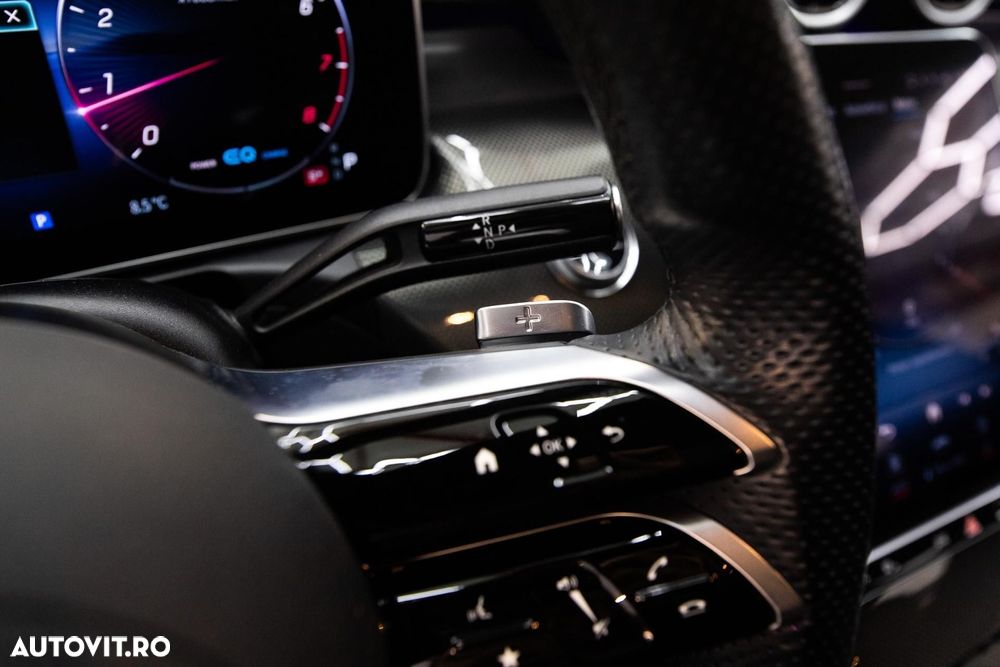 Mercedes-Benz C - 24