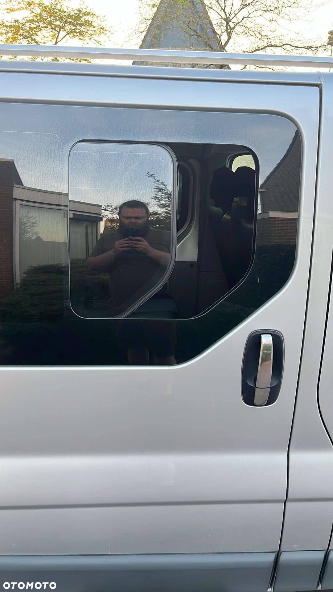 Renault Trafic - 9