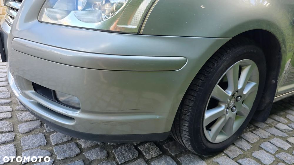 Toyota Avensis 1.8 VVT-i Sol - 7