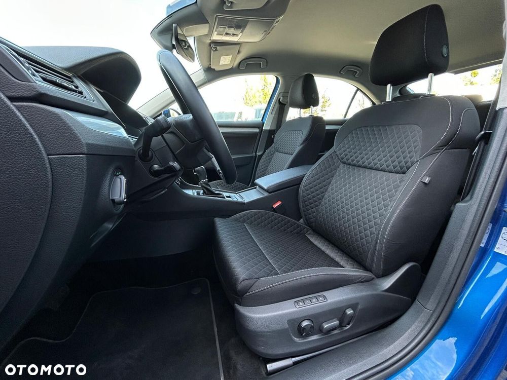 Skoda Superb 2.0 TSI Ambition DSG - 9