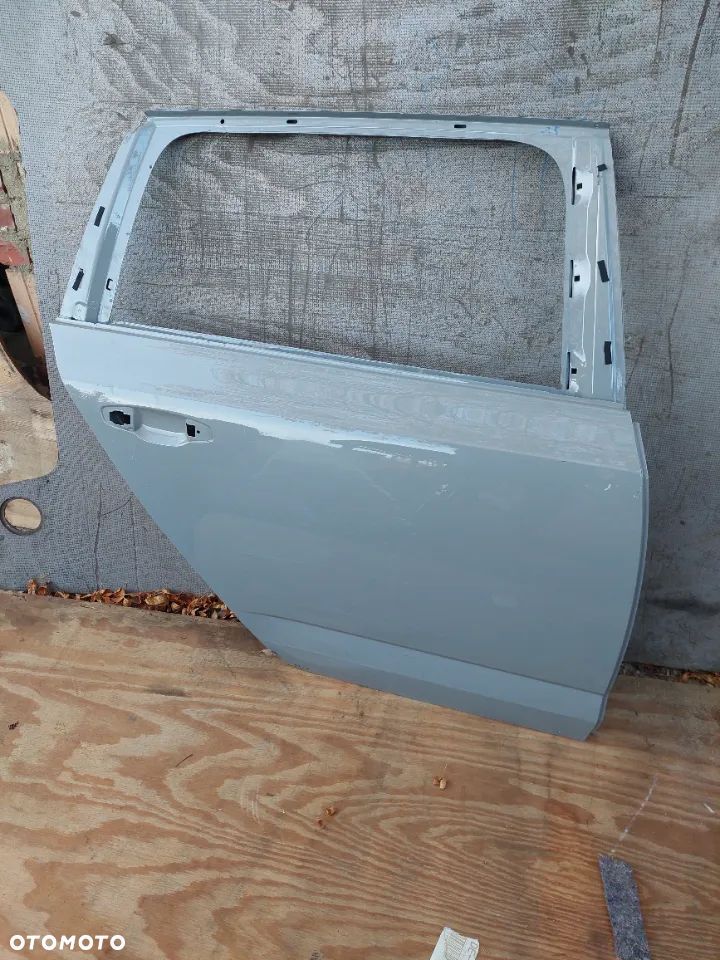 Drzwi prawy tył skoda octavia III kombi - 1