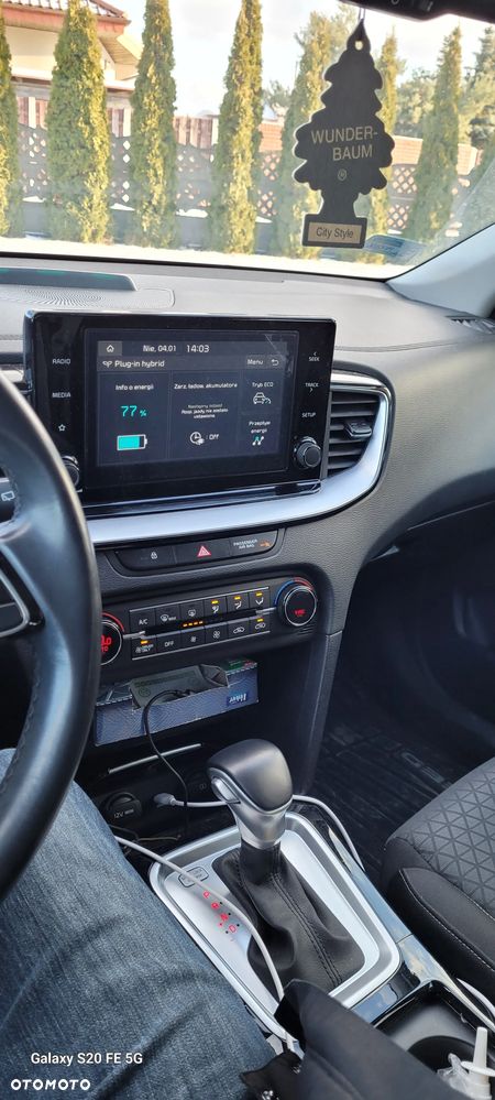 Kia Ceed 1.6 GDI PHEV L DCT - 3