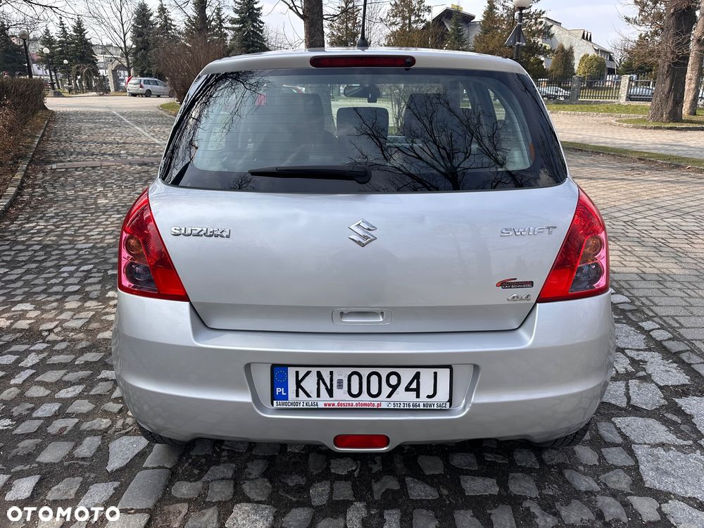 Suzuki Swift 1.2 4x4 Club - 24