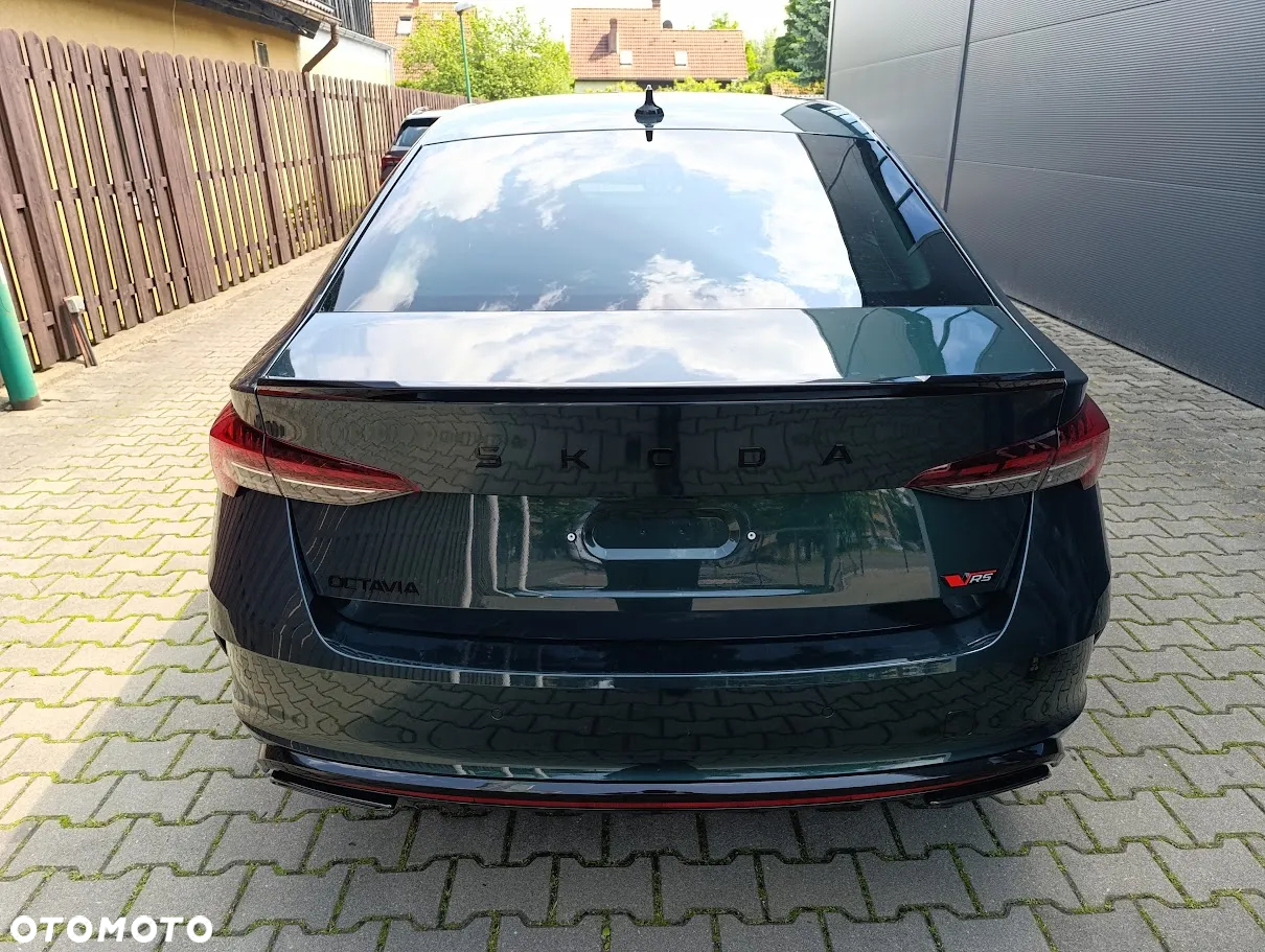 Skoda Octavia 2.0 TSI RS DSG - 8