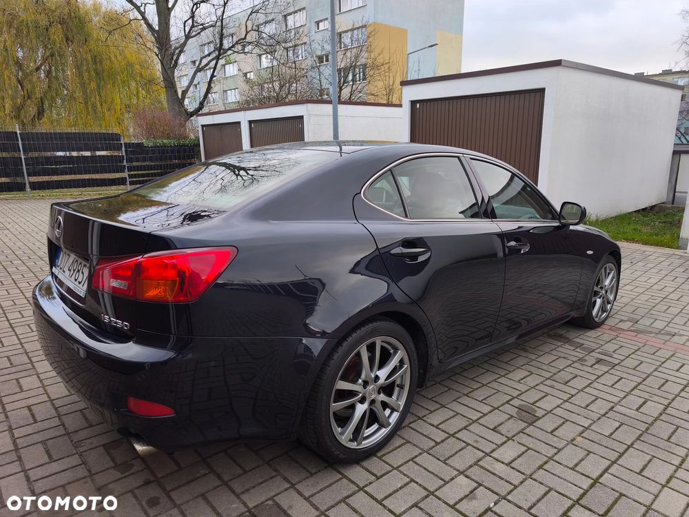 Lexus IS 250 F-Sport - 34