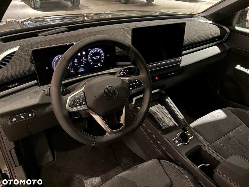 Volkswagen T-Roc - 6