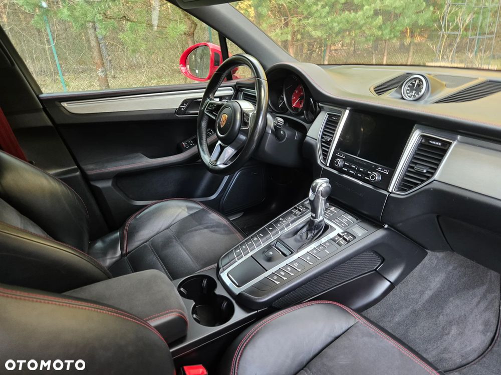 Porsche Macan GTS PDK - 18