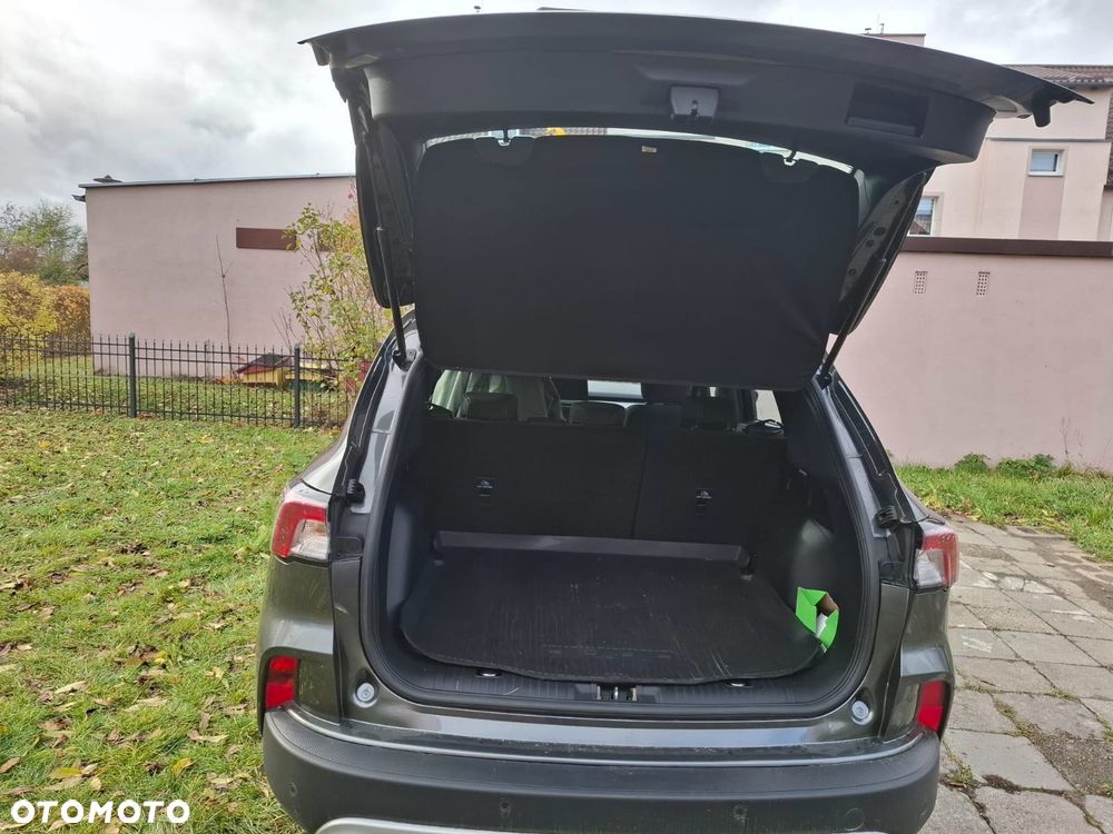 Ford Kuga - 8