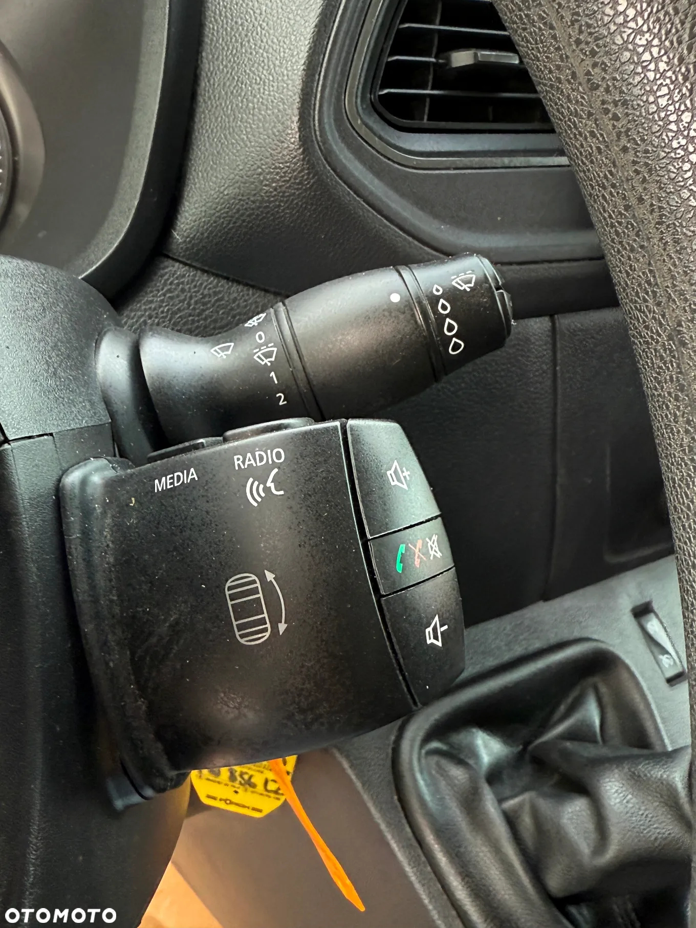 Nissan NV400 - 16