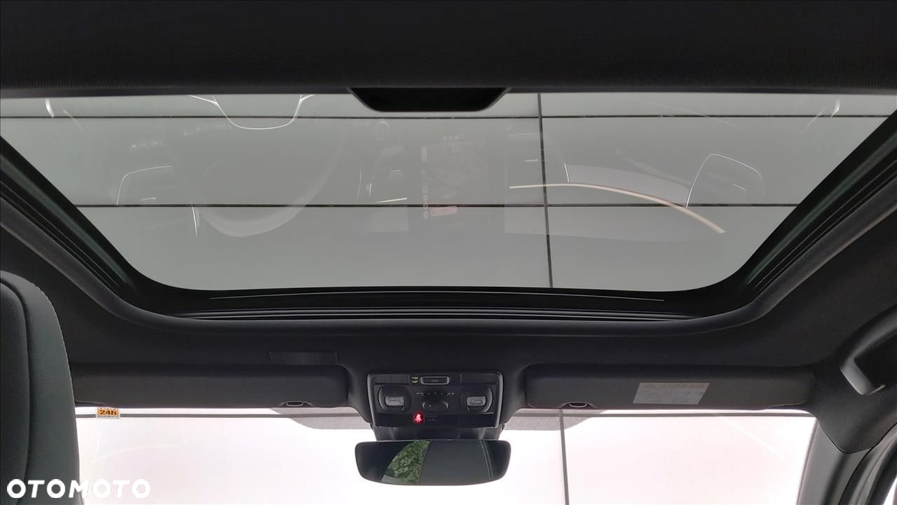 Renault Arkana 1.6 E-TECH E-Tech Engineered MMT - 9