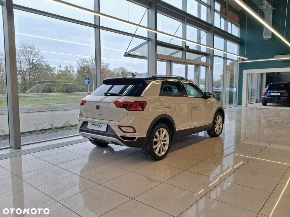 Volkswagen T-Roc - 8