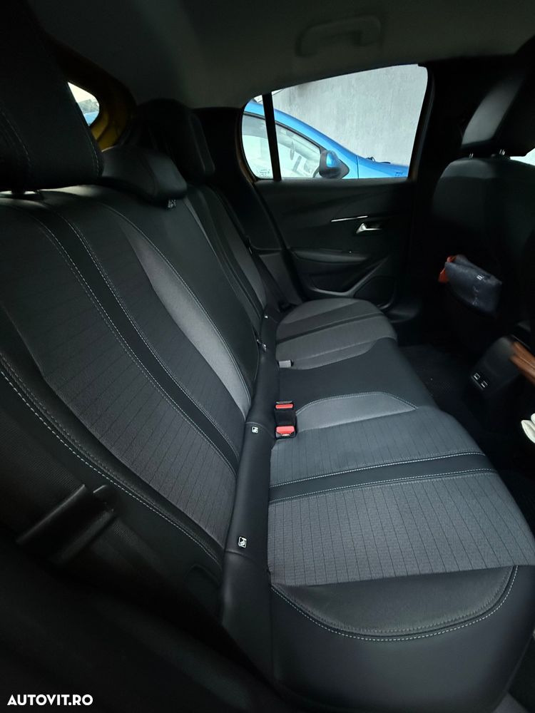 Peugeot 208 1.2 L PureTech STT Allure Pack - 6