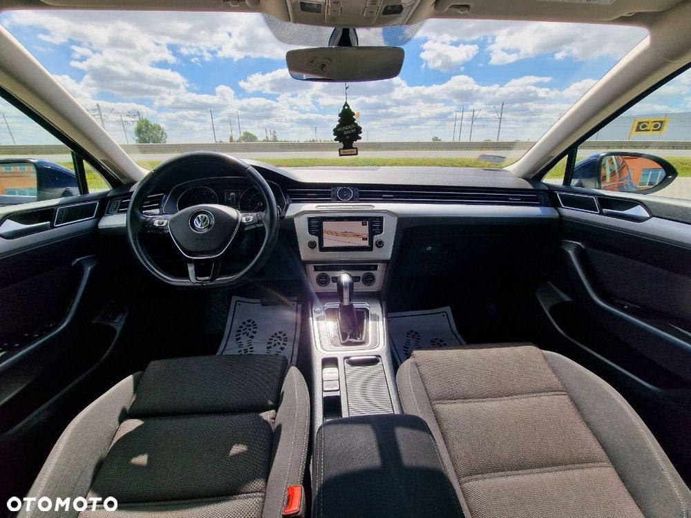 Volkswagen Passat Variant - 17