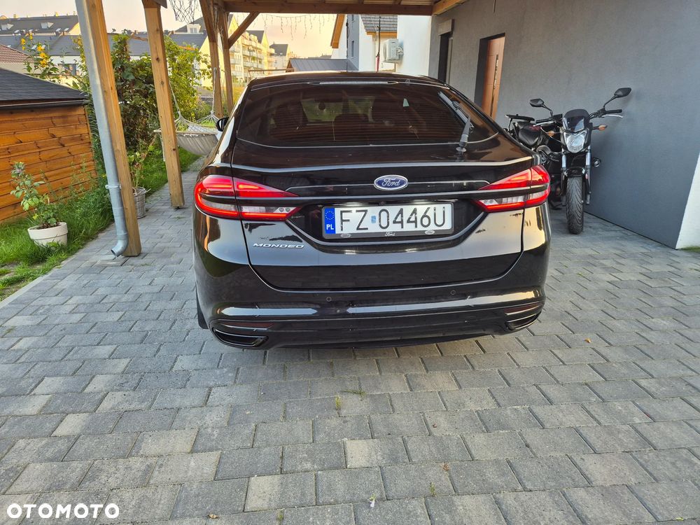 Ford Mondeo ver-2-0-ecoblue-titanium - 2