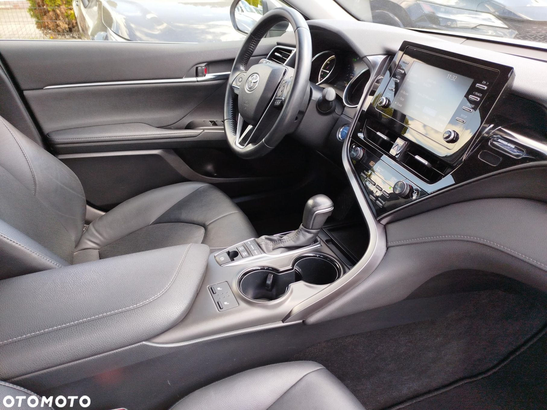 Toyota Camry - 9
