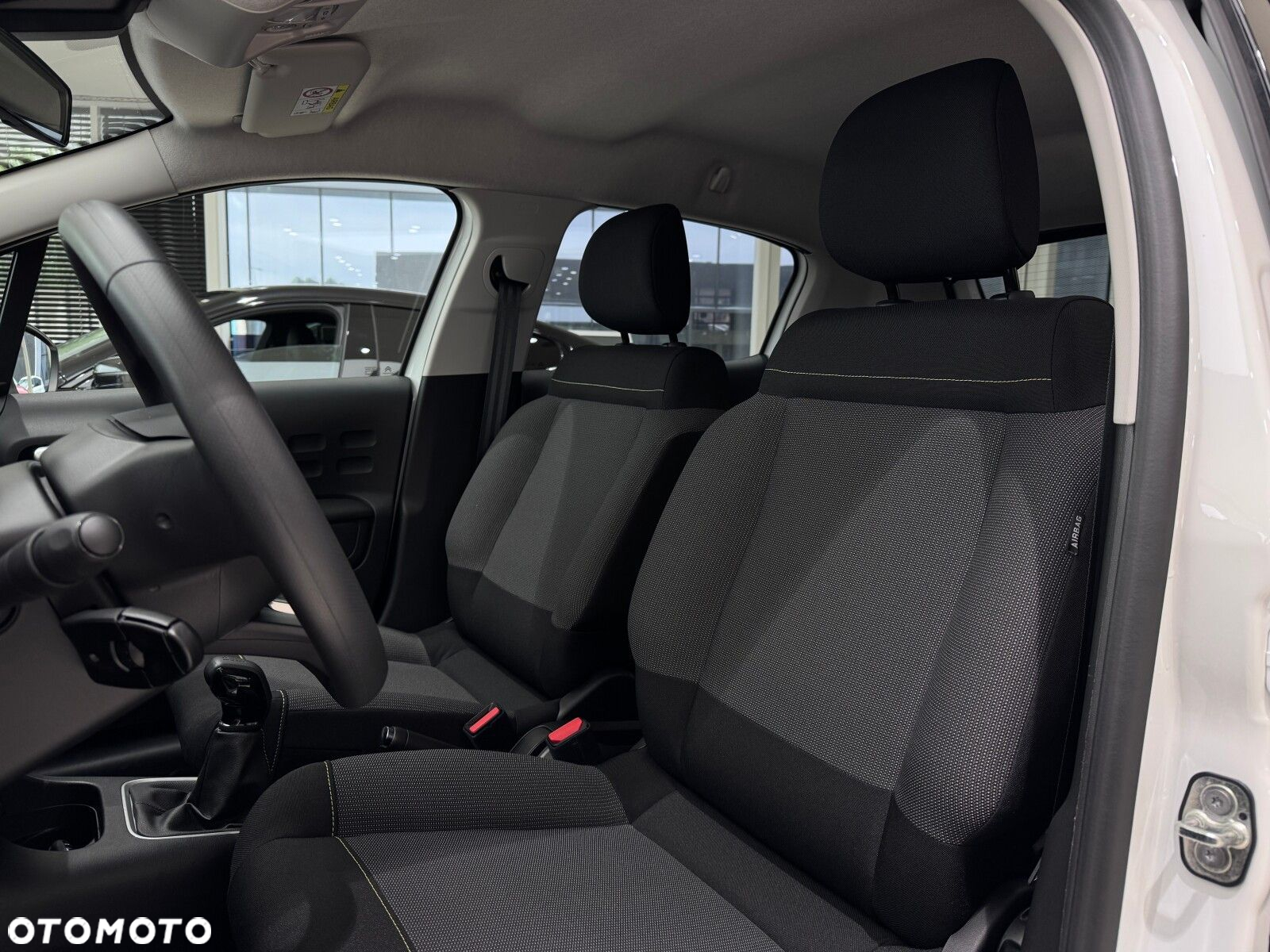 Citroën C3 1.2 PureTech Shine - 10