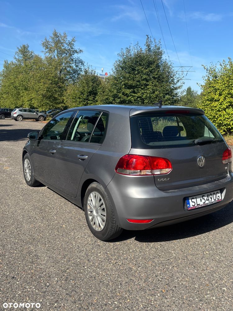 Volkswagen Golf 1.6 Highline - 4