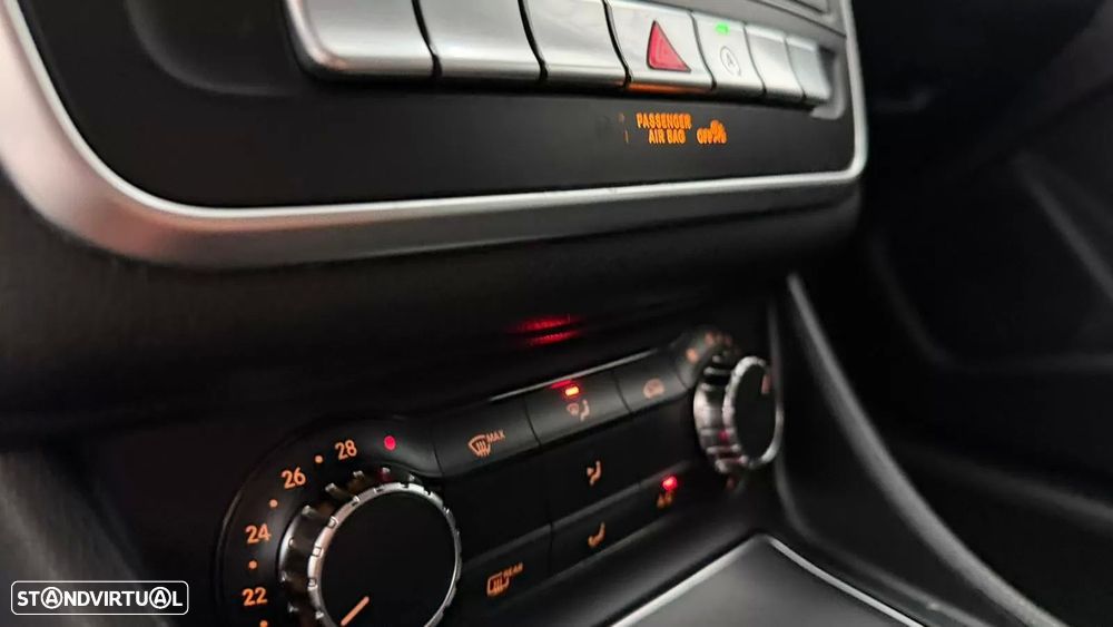 Mercedes-Benz CLA 180 d Shooting Brake Urban - 19