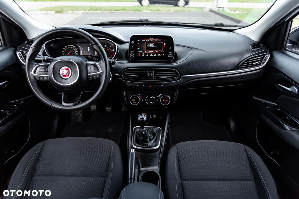 Fiat Tipo 1.4 T-Jet Business Line - 26