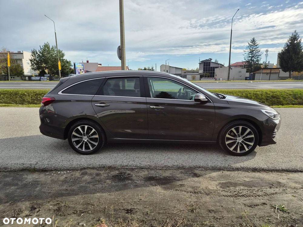 Hyundai i30 1.4 T-GDI Intro Edition - 4