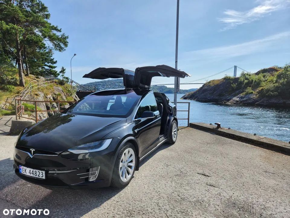 Tesla Model X Long Range Plus - 7