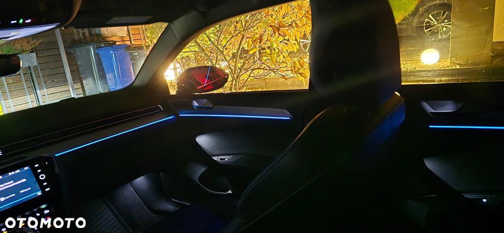 Volkswagen Arteon 2.0 TSI 4Motion R-Line DSG - 24