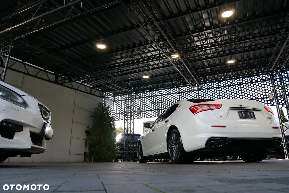 Maserati Ghibli S - 39