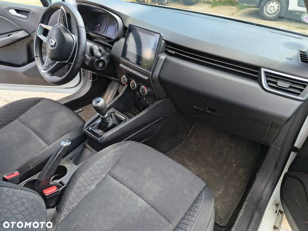 Renault Clio - 16