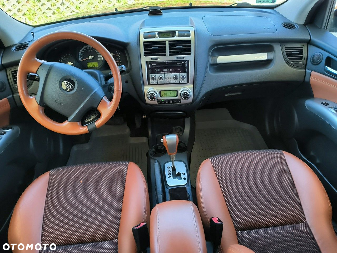 Kia Sportage - 16