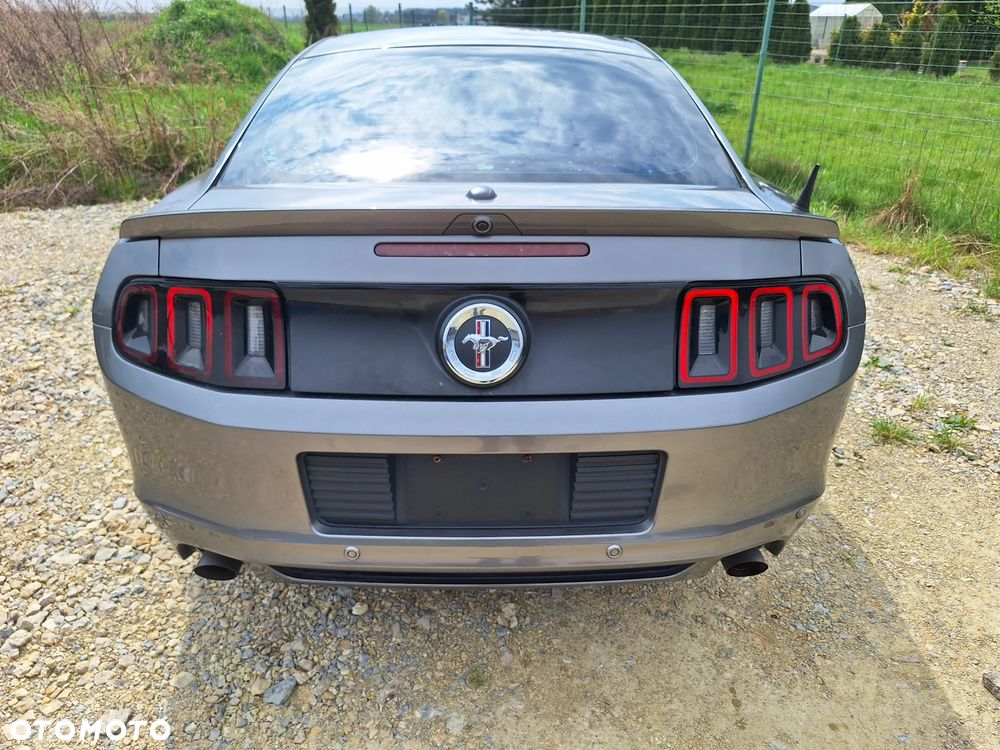Ford Mustang 3.7 V6 Premium - 8
