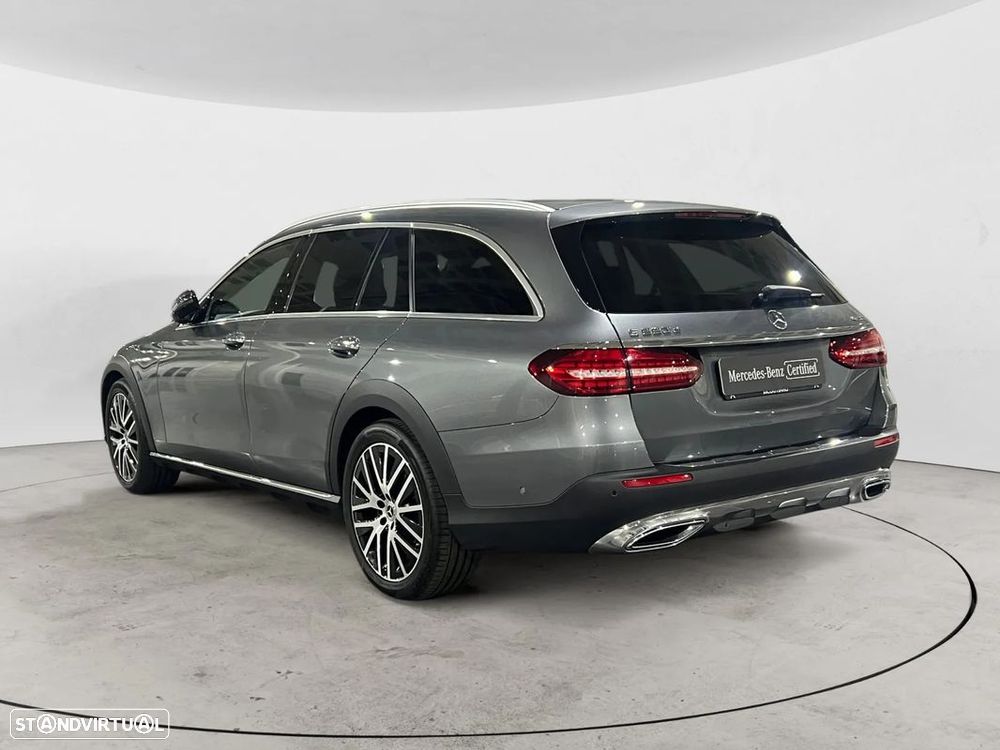 Mercedes-Benz E 220 d 4Matic All-Terrain - 4