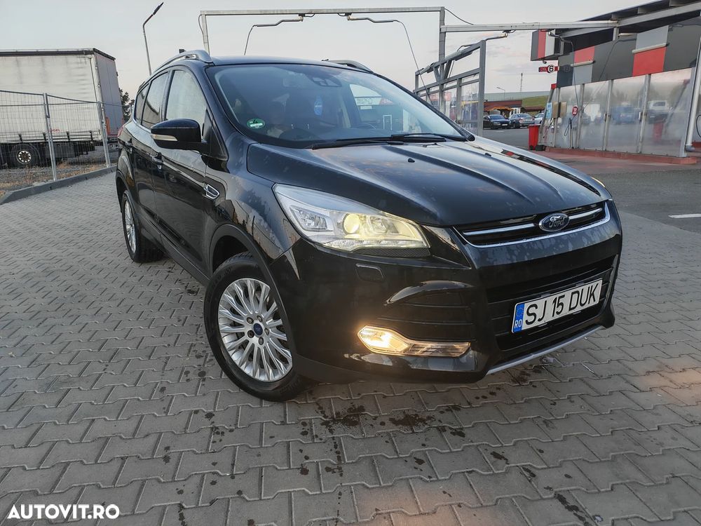 Ford Kuga 2.0 TDCi 4x4 Aut. Titanium - 3