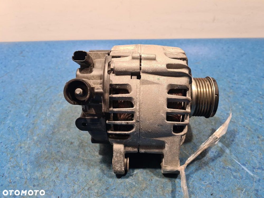 CITROEN C3 III LIFT 1.2T ALTERNATOR 9835689480 - 2