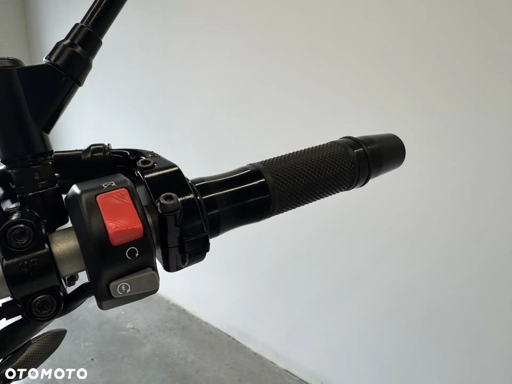 Yamaha FZ8 - 29